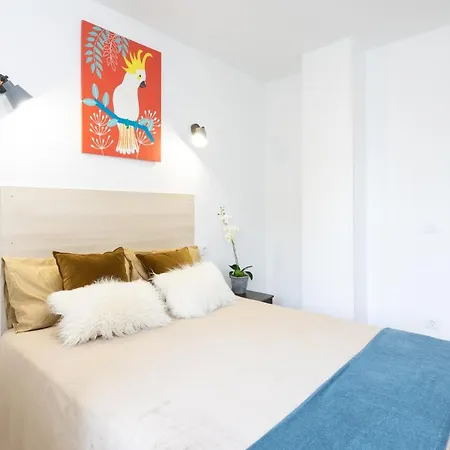 Guest house Black Cat Surf House 1 B